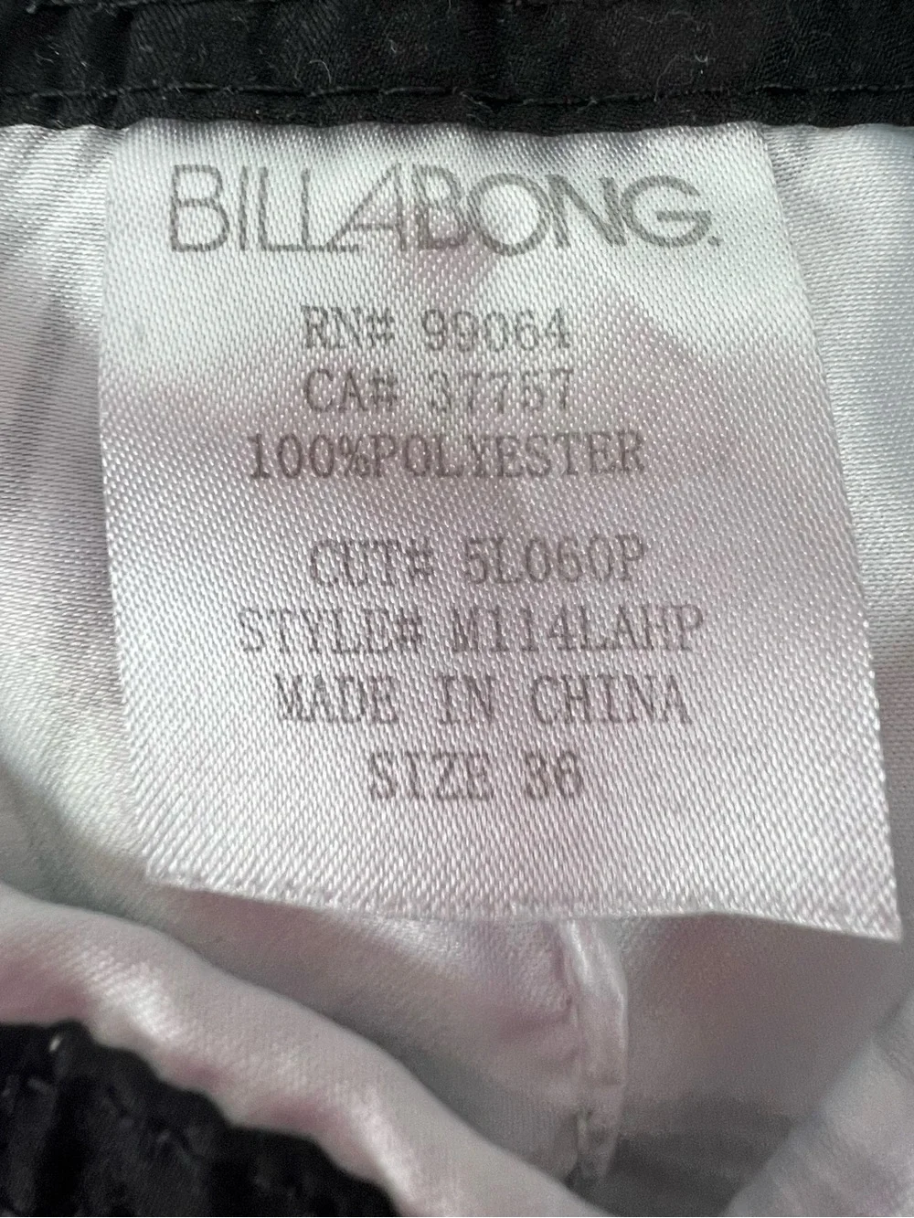 Vintage Billabong Board Shorts Mens 36 White Skull Tattoo Nautical Y2K Swim
